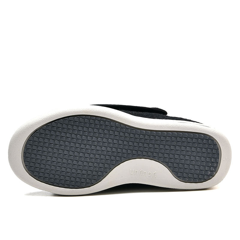 Men's Velvet-Lined Winter Walking Shoes
