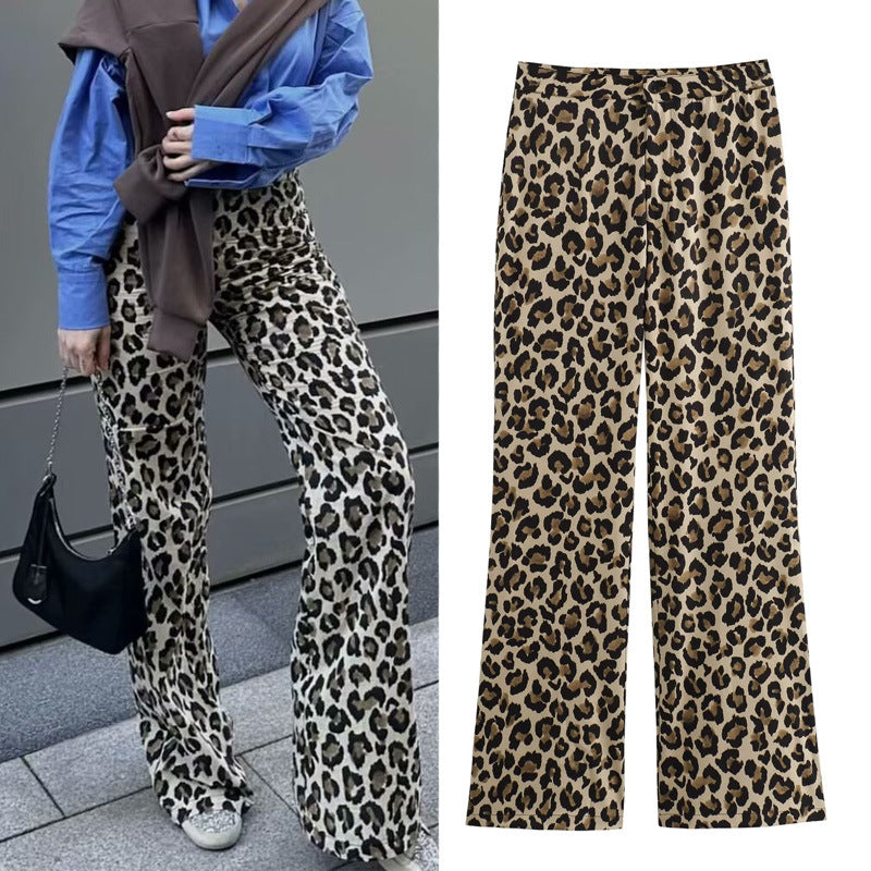 Hanging pants and sports pants