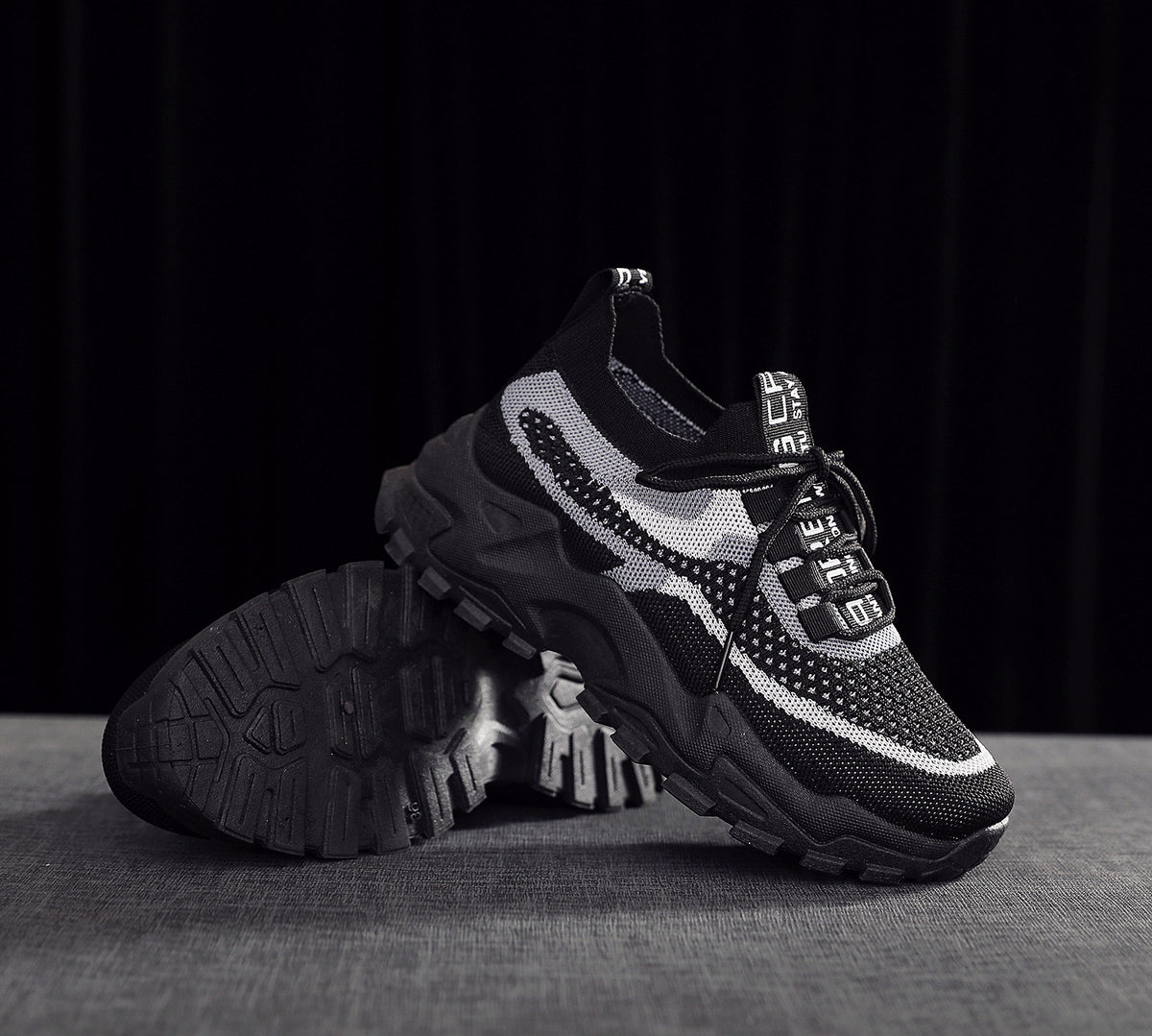 Women's Flyknit Chunky Sneakers